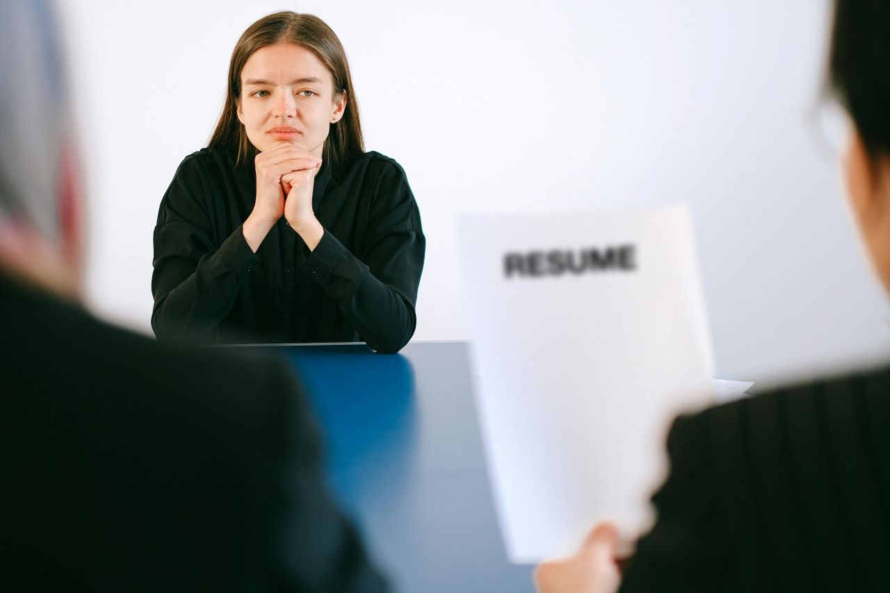 Do you know which tenses to use to describe your work history and experience in English