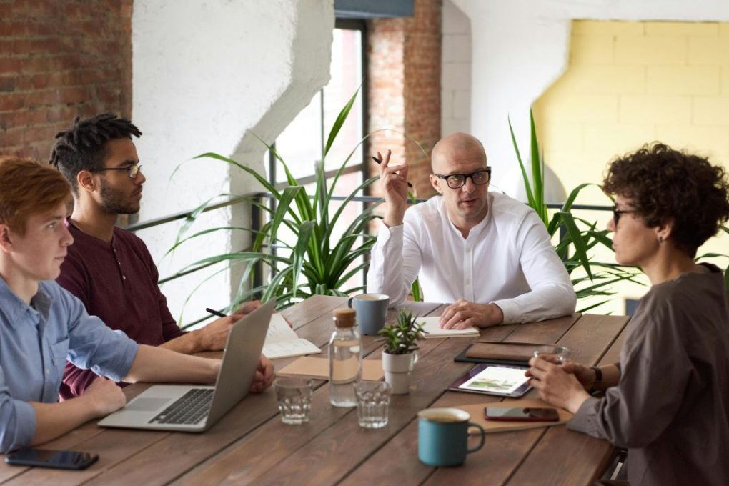 Giving a Clear and Concise Update in Meetings
