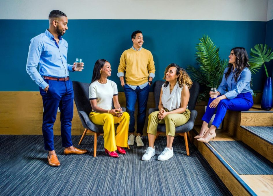 How to Express Opinions Professionally in Business Discussions